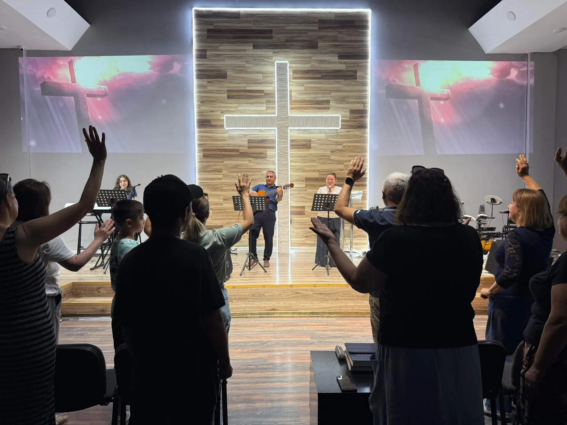 Grace Church worship